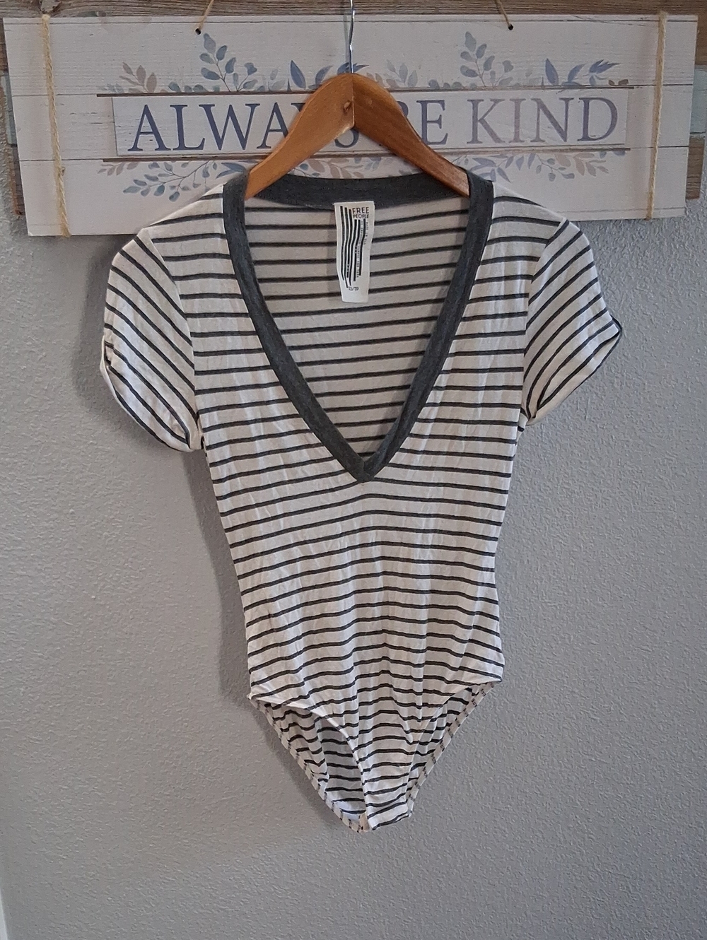5/$13 Free People bodysuit